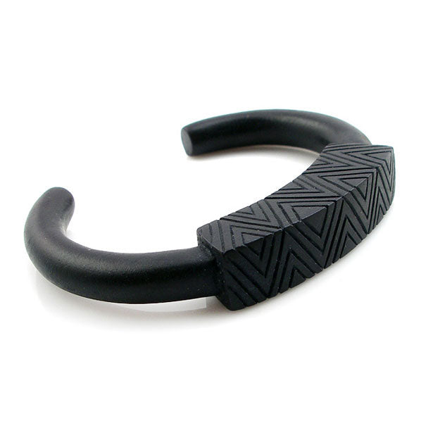 Hand Carved Peachwood Bracelet PREDICTION