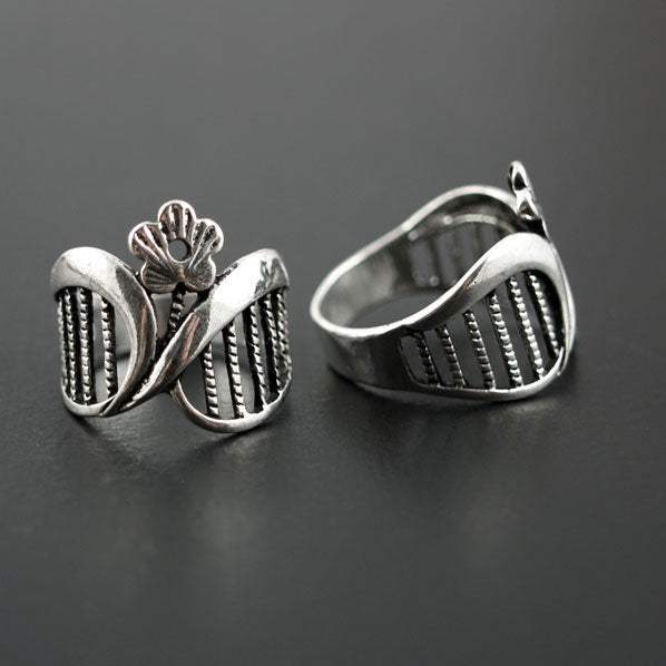 Tibetan Style Handmade Floral Ring