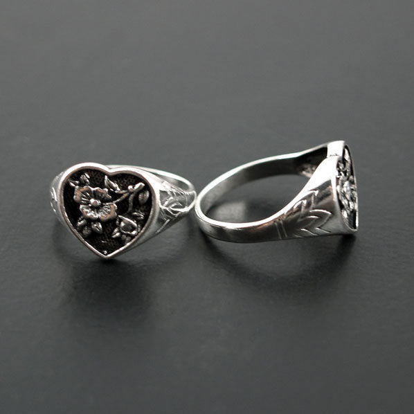Tibetan Style Handmade Ring Floral Heart
