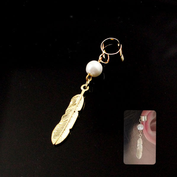 Gold Feather Earcuff with Pearl pc]